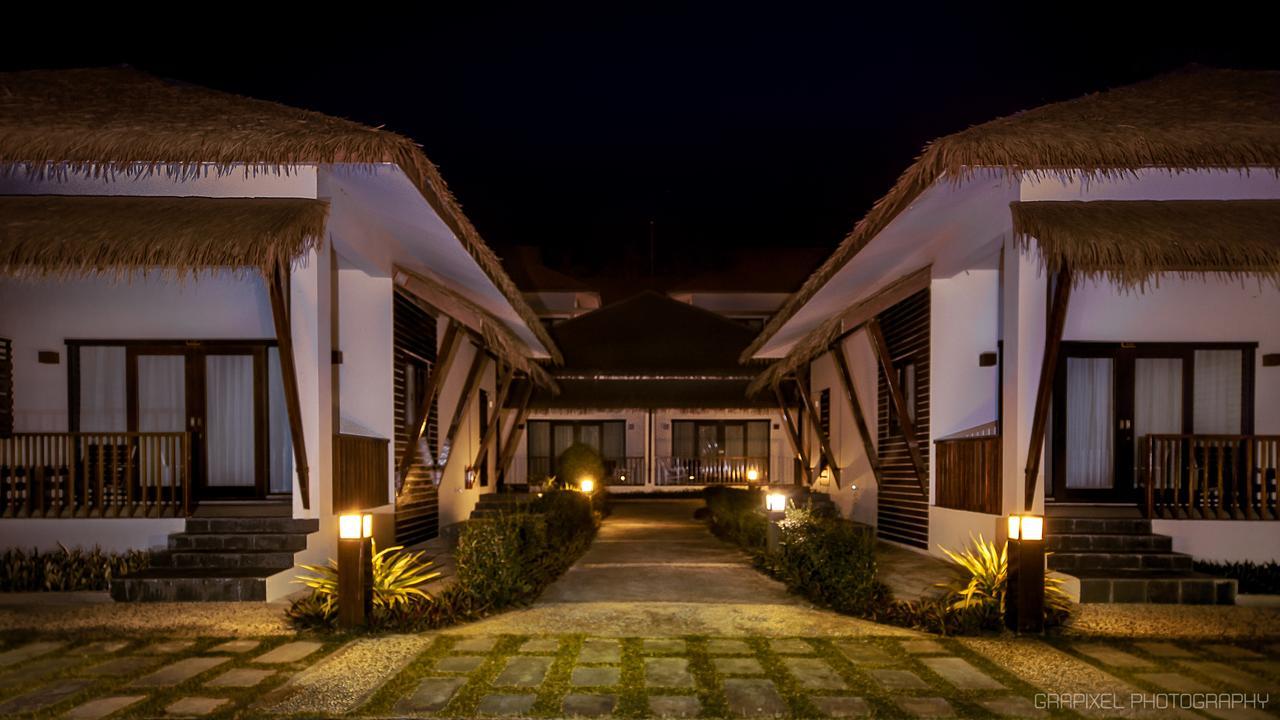 Eskala Hotels And Resorts Ngwesaung Buitenkant foto