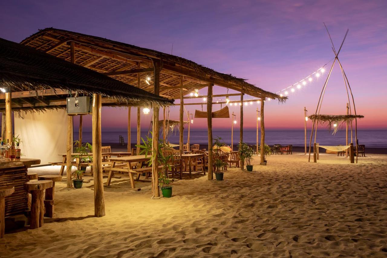Eskala Hotels And Resorts Ngwesaung Buitenkant foto